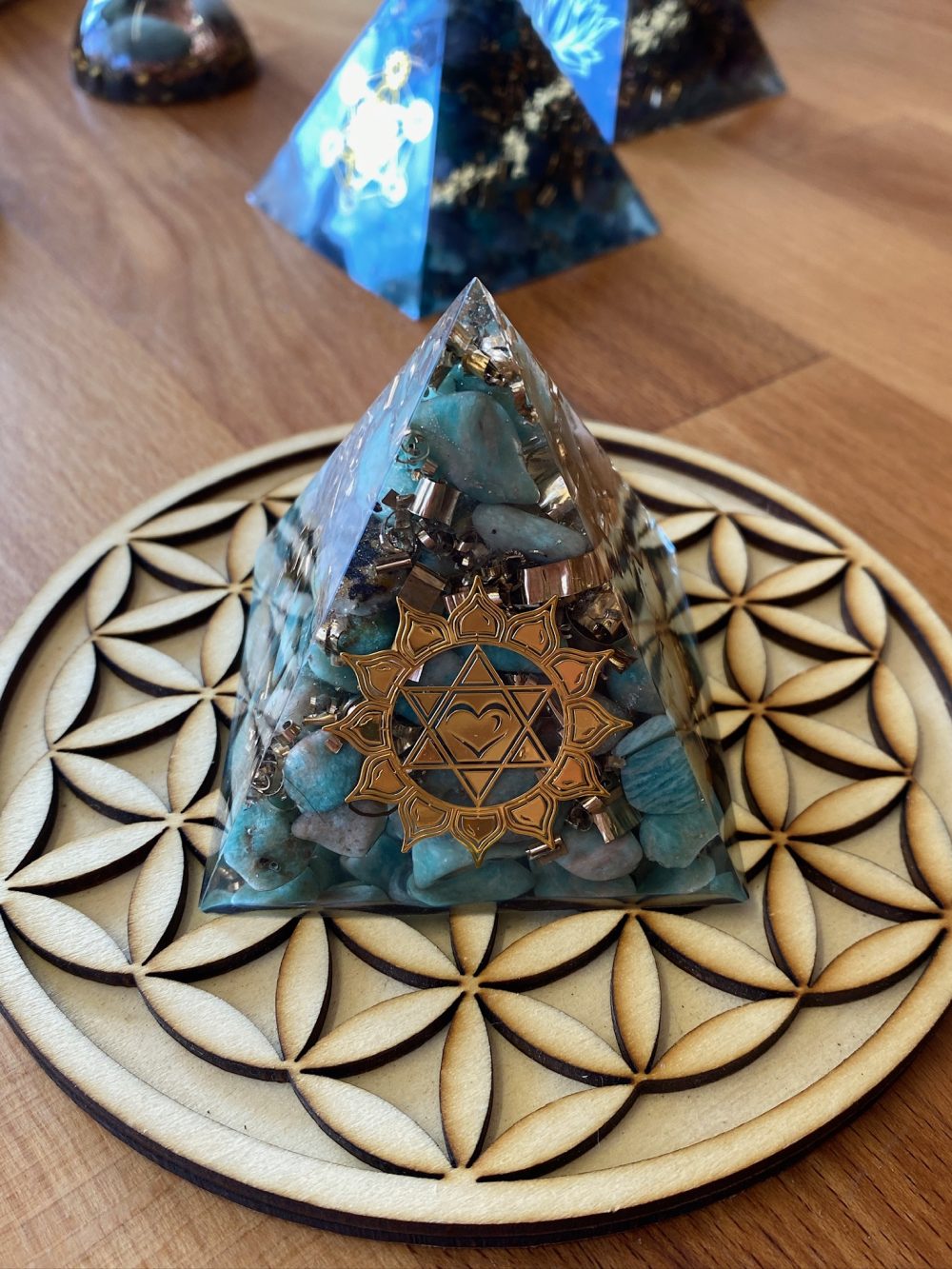Pyramide Amazonite Chakra du Coeur – Image 2