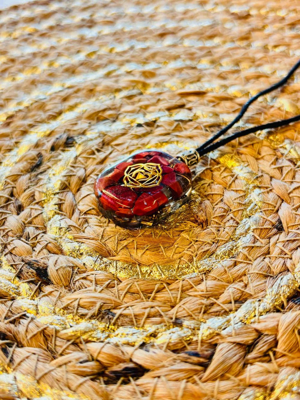 Pendentif Racine Jaspe Rouge – Image 2